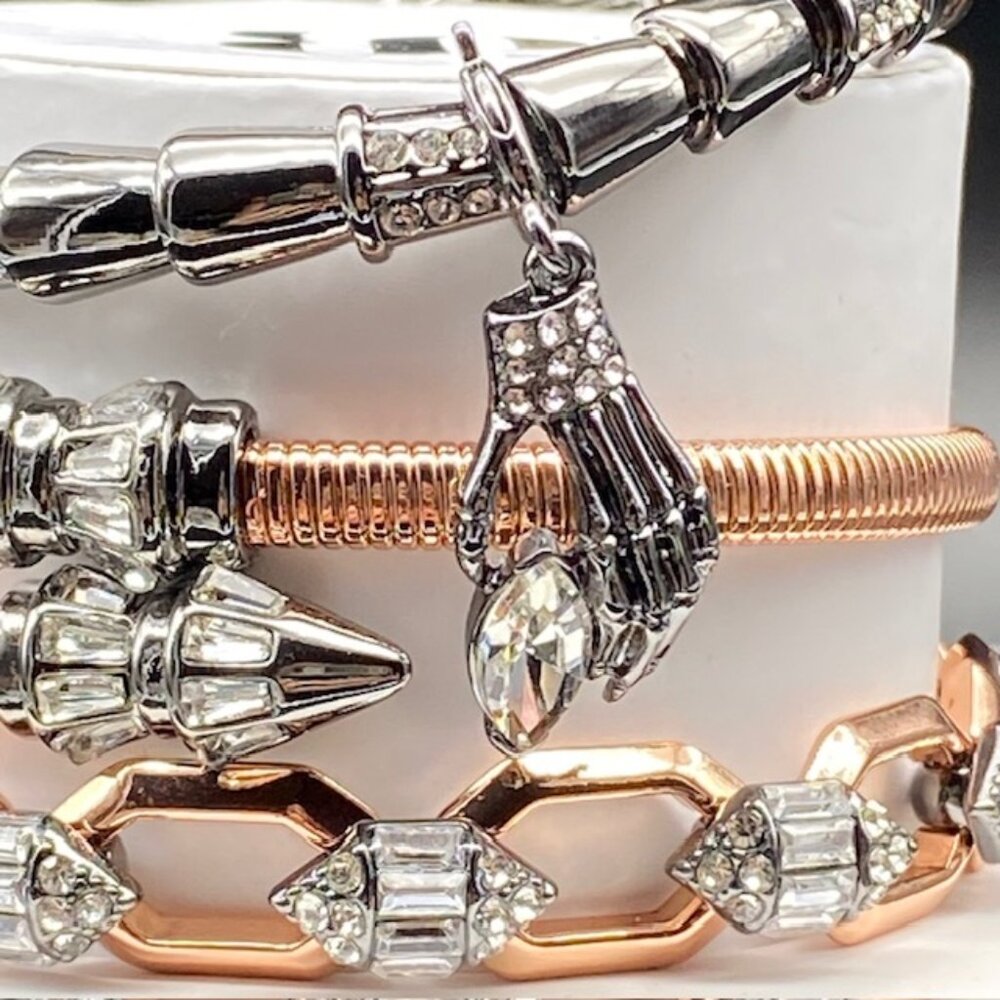 Gilded Apparition ST50590 Halloween Stack 2025 Diamond Skeleton Hand